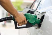 A partir del próximo lunes se ahorrarán hasta 10¢/L en gasolina en la bomba.