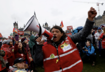 Trabajadores federales podrán retirarse luego de 25 años sin penalización