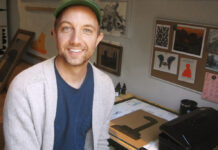 Ilustrador canadiense Jon Klassen gana prestigioso premio de literatura infantil