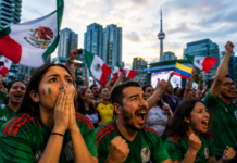 Banderas, gritos y un nudo en la garganta: así se vivió el martes mundialista en la Toronto latina