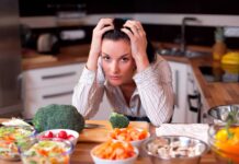 Vivir solo puede encarecer significativamente la alimentación, advierten expertos