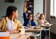 ¿Acaba de llegar a Toronto? Así puede inscribir a sus hijos en una escuela pública para el próximo año escolar