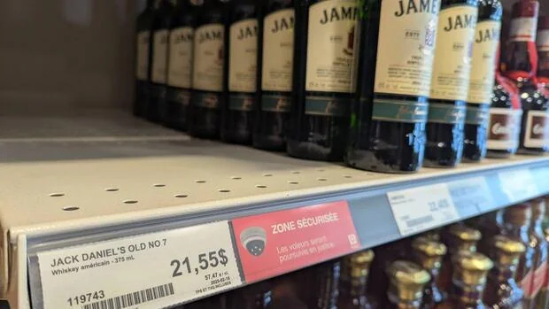 La premier de Quebec pone condiciones para el regreso del vino estadounidense a los estantes