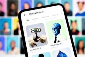 ChatGPT se convierte en el primer chatbot de inteligencia artificial sometido a las reglas digitales más estrictas de la Unión Europea