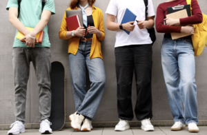 Hay casi 300.000 estudiantes internacionales menos en Canadá que a finales de 2024
