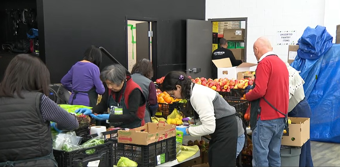 Los bancos de alimentos alcanzan una cifra récord de 2,35 millones de visitas mensuales
